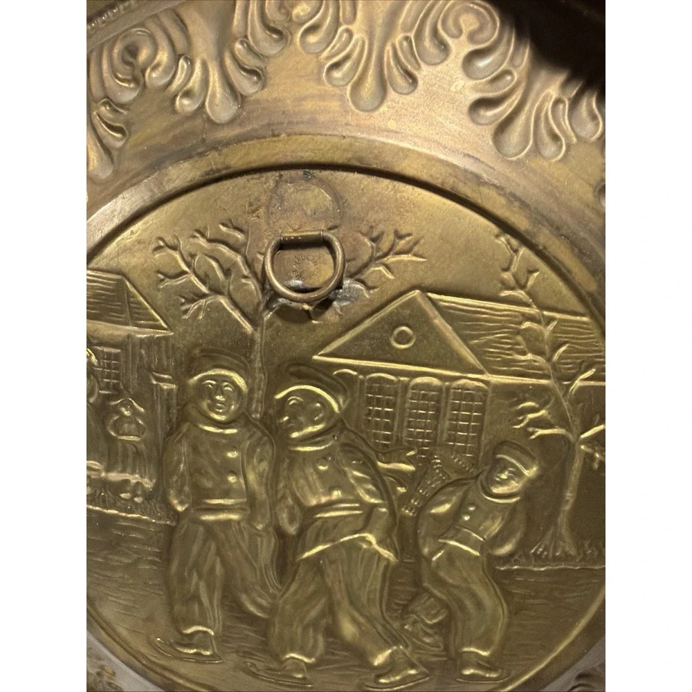 Vintage Brass Hammered Embossed Wall Plates Dutch/Netherlands Scene